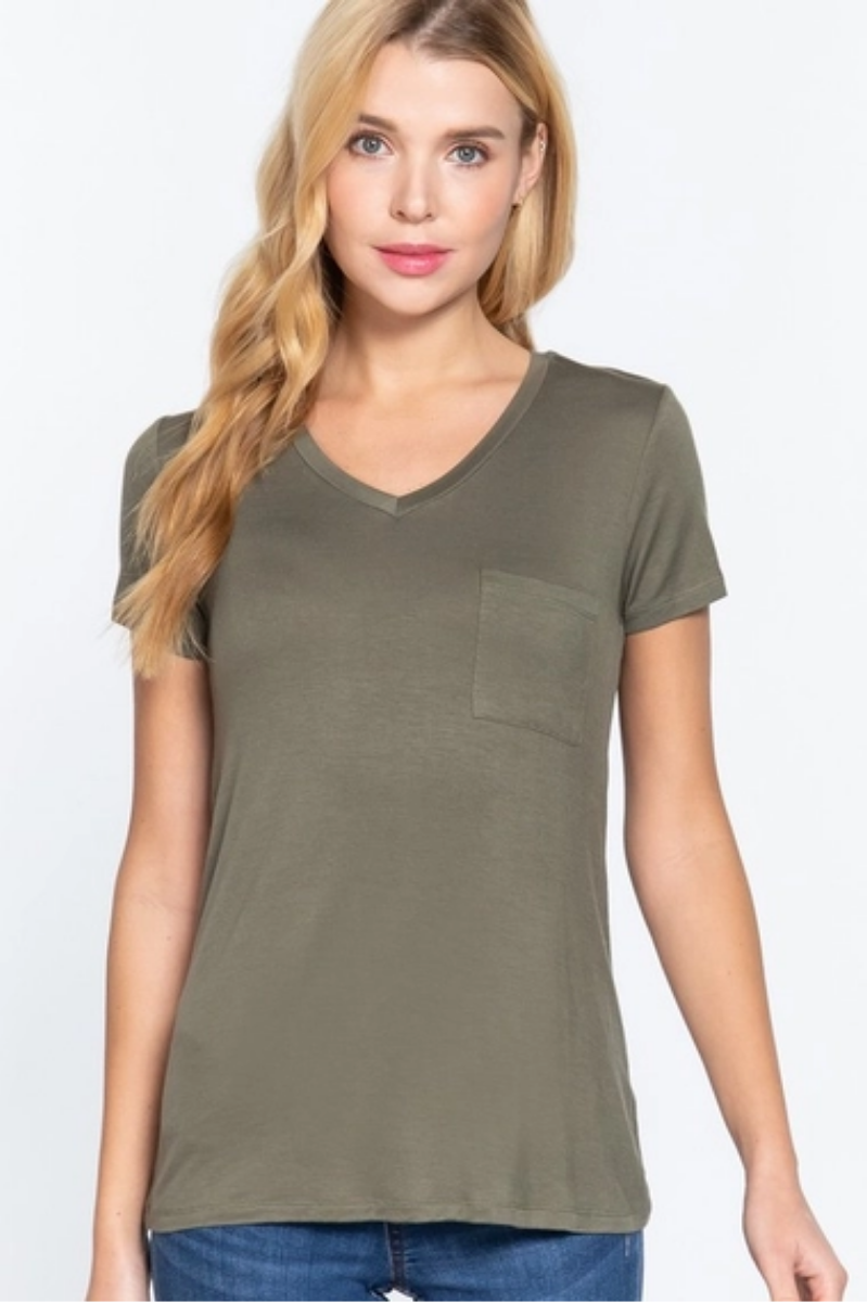 Short Sleeve V-Neck Pocket Tee | Final Sale