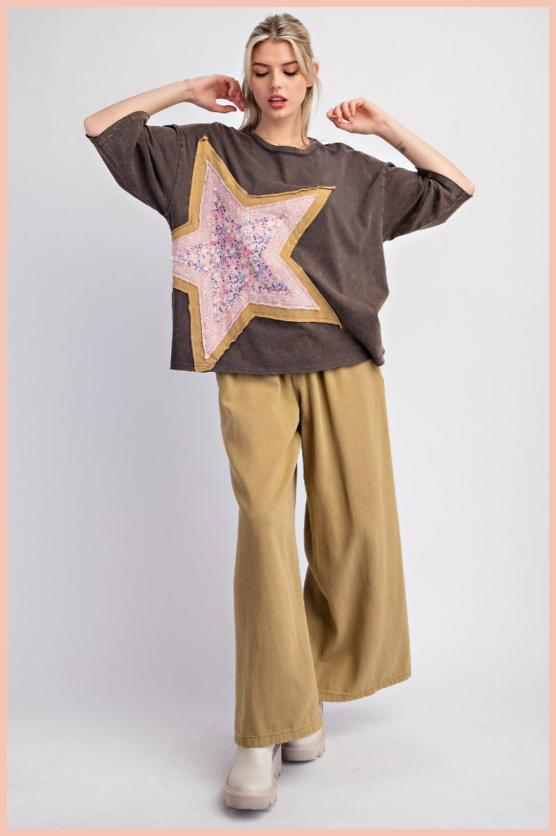 Half Sleeve Star Patch Top | Final Sale