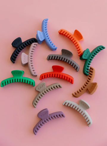 Matte Mini Hold Everything Claw | KAXI