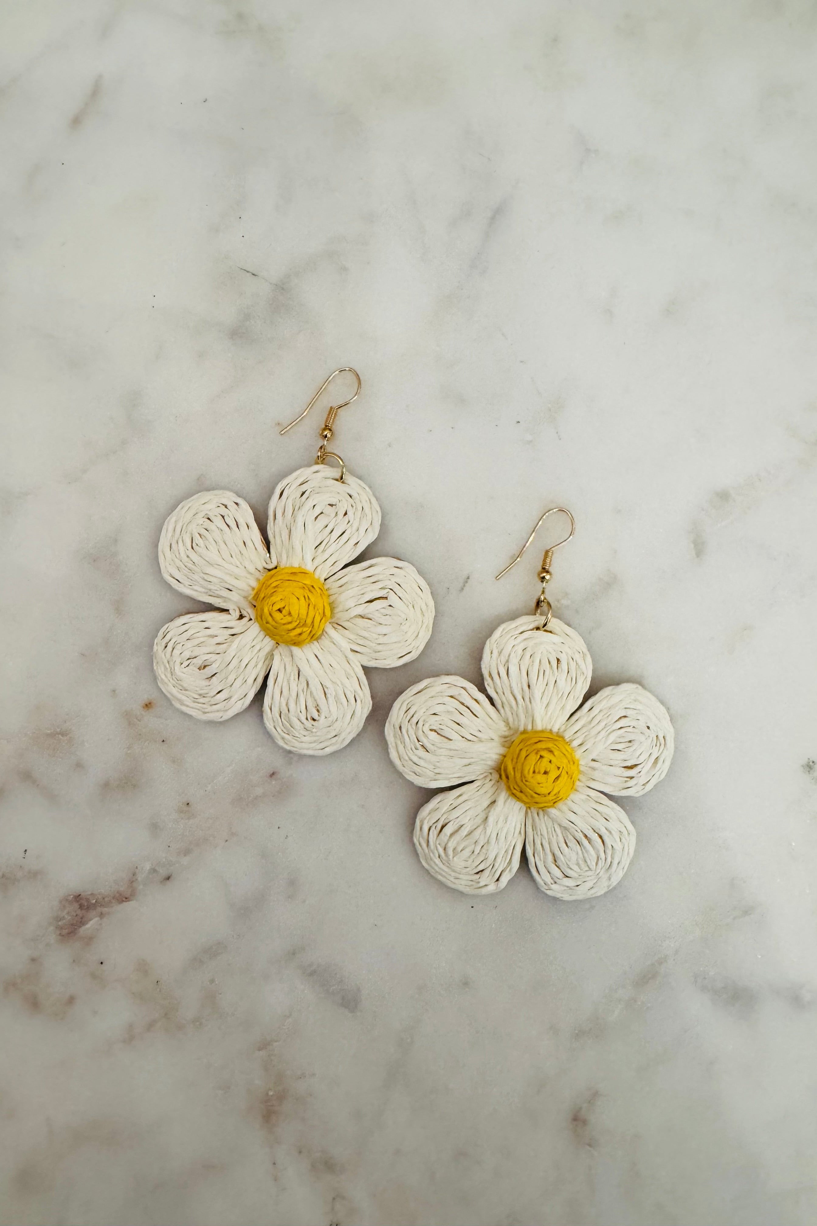 Raffia Daisy Earrings