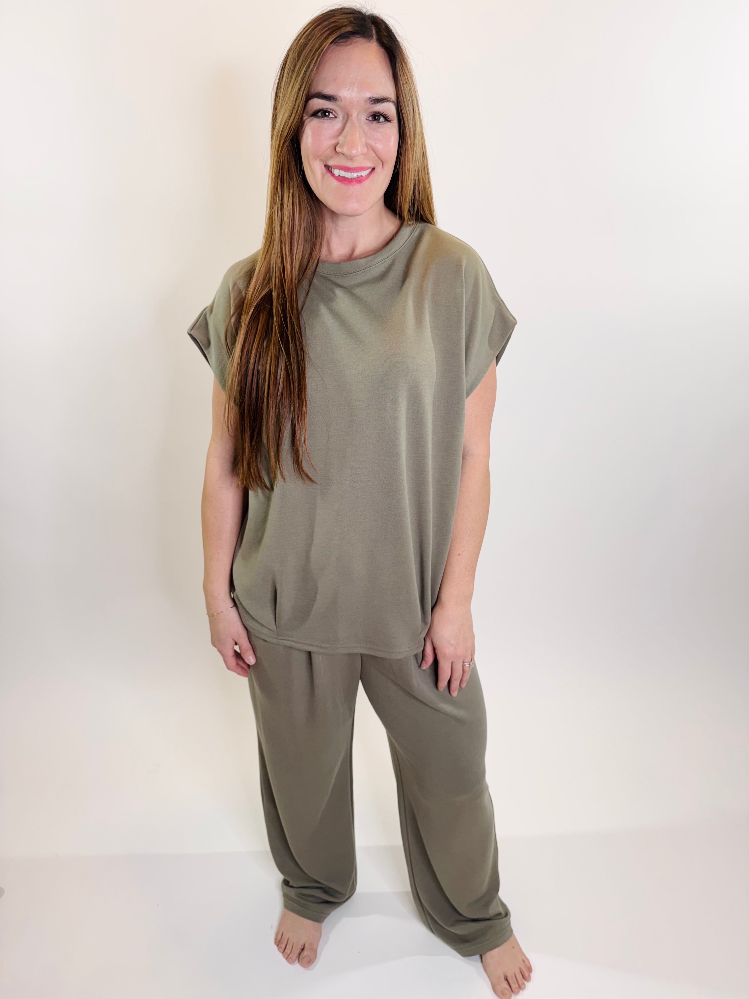 Solid Knit Sleeveless Comfy Top