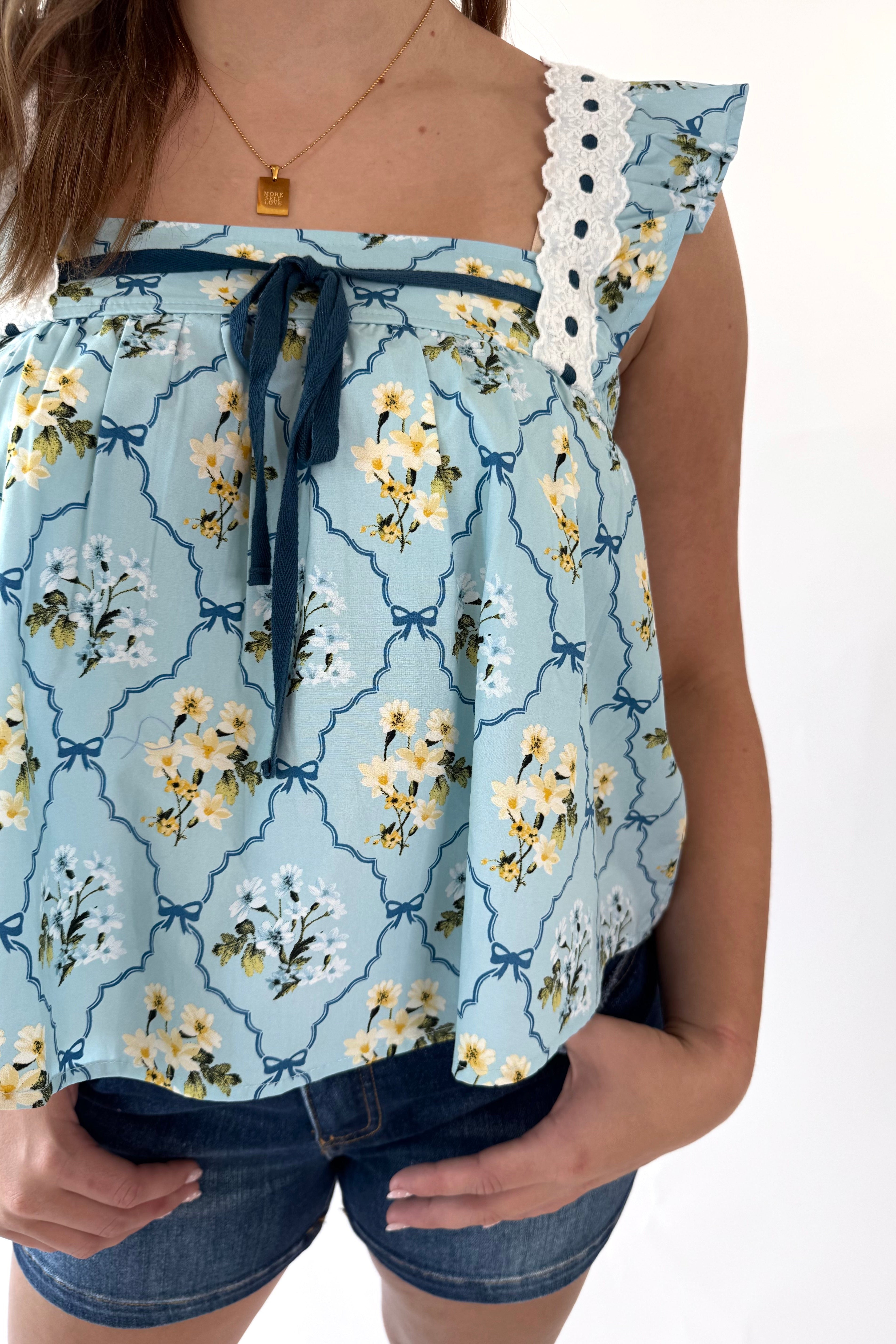 Floral Lace Trim Ruffled Top