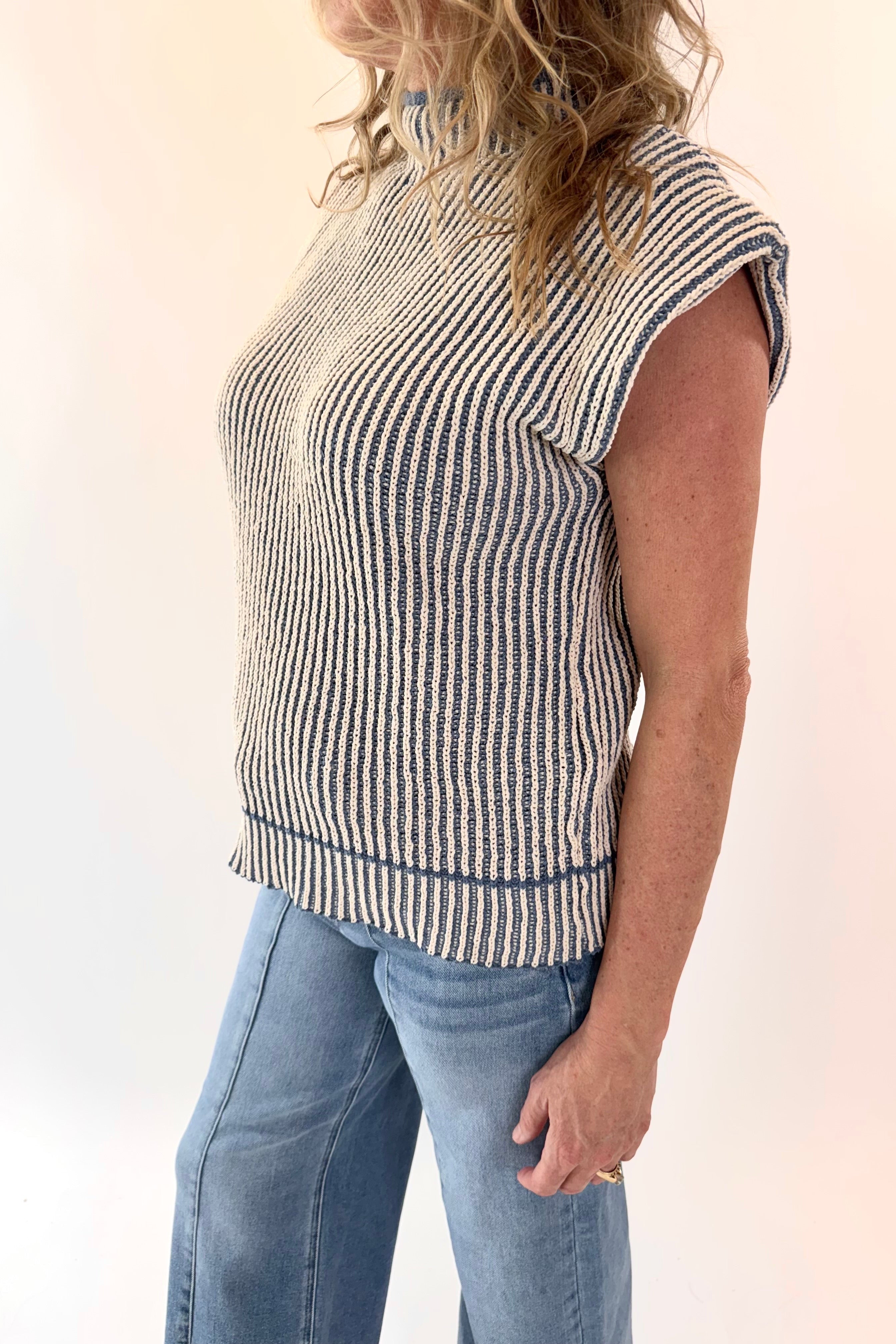 Two Tone Ribbed Knit Sweater Vest