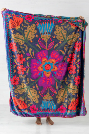 Double-Sided Cozy Throw Blanket | Pink Folk Flower