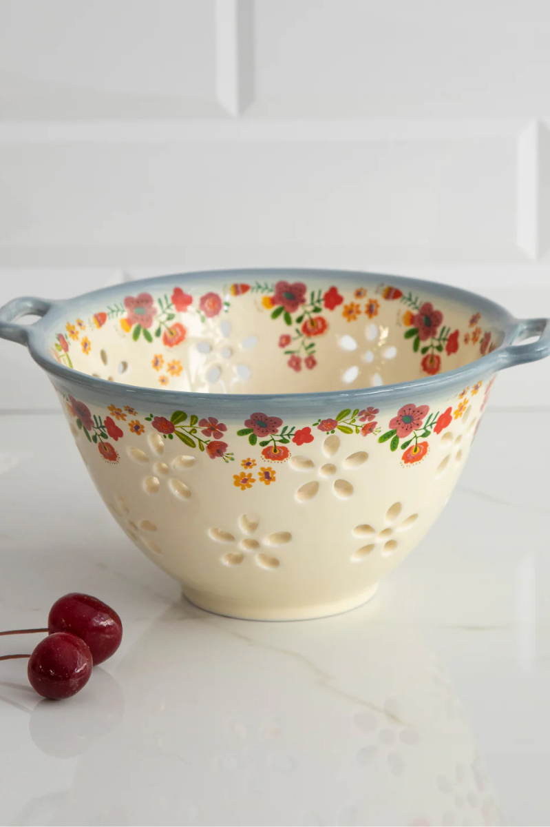 Ceramic Berry Colander | Natural Life