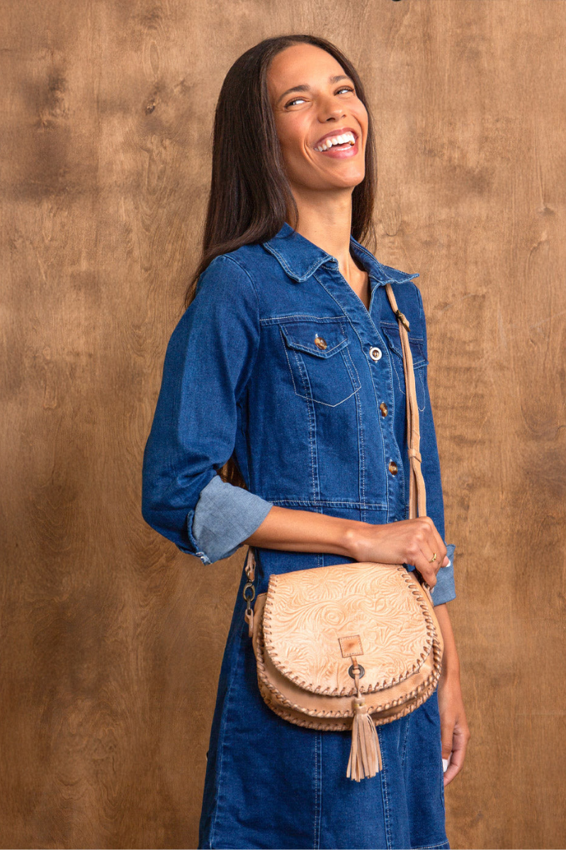 Half Moon EM Crossbody Handbag | Bed|St¨¹